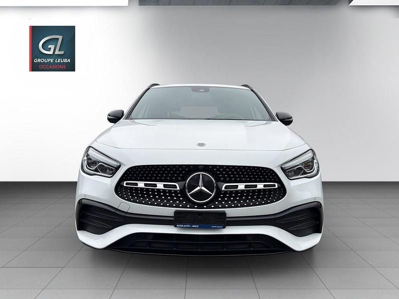 Gebraucht Mercedes GLA200 AMG line 163 PS (119 kW) 2022 Weiss SUV