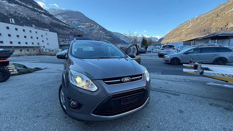 Gebraucht Ford Grand C-Max Titanium 125 PS (91 kW) 2013 Van / Kleinbus
