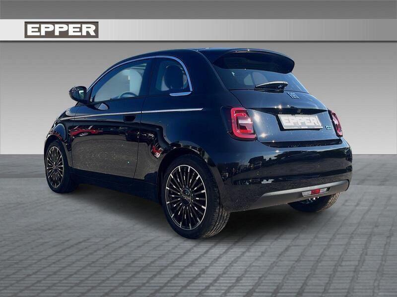 Gebraucht Fiat 500e La Prima 86 kW (118 PS) 2023 Limousine