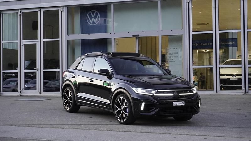 Schwarz Gebraucht 2023 VW T-Roc R SUV | CHF 35’900 (Etwas zu teuer) - Bild 1/4