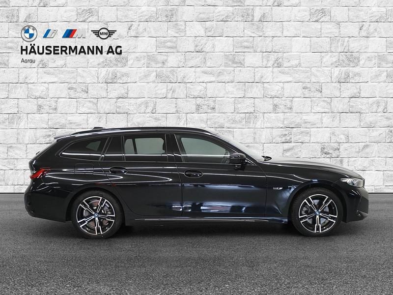 Gebraucht BMW 330e M Sport 292 PS (214 kW) 2022 Schwarz Kombi