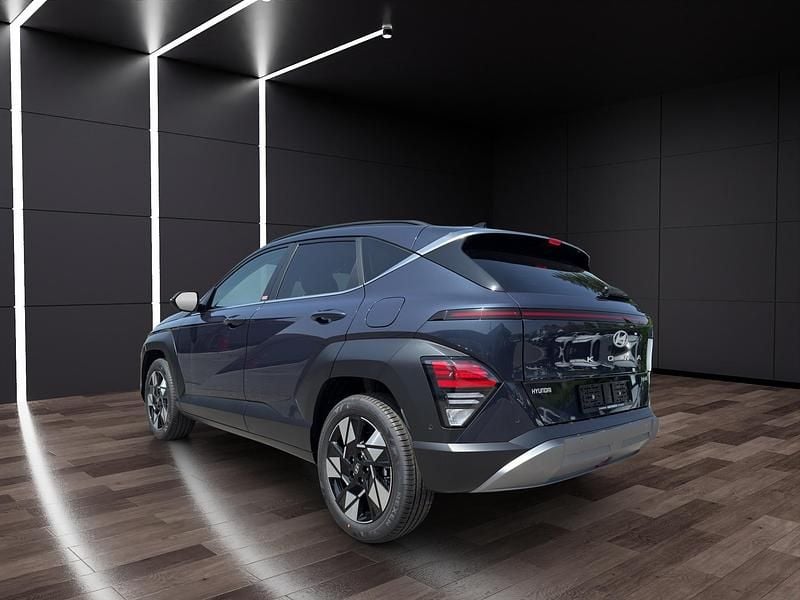 Neu Hyundai Kona 138 PS (101 kW) 2025 Blau SUV