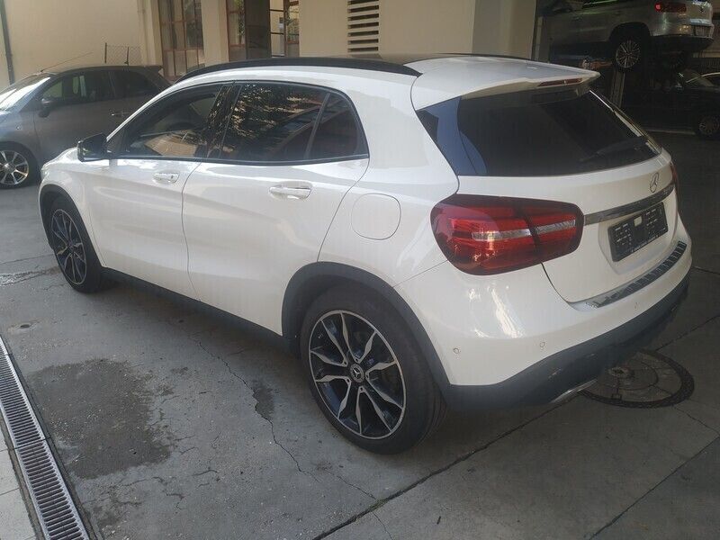 Gebraucht Mercedes GLA250 211 PS (155 kW) 2019 SUV