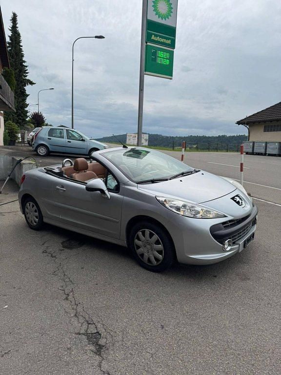 Gebraucht Peugeot 207 CC 120 PS (88 kW) 2009 Cabrio
