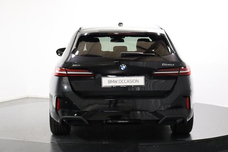 Gebraucht BMW 520 Comfort Edition 208 PS (152 kW) 2024 Schwarz Kombi
