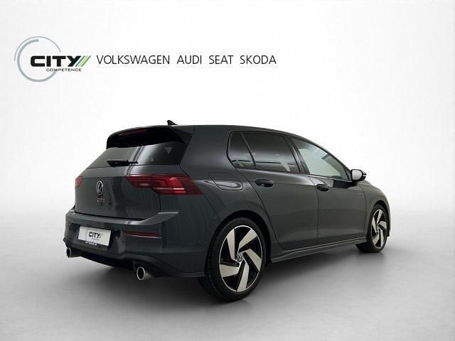 Gebraucht VW Golf Style 265 PS (194 kW) 2024 Grau Limousine