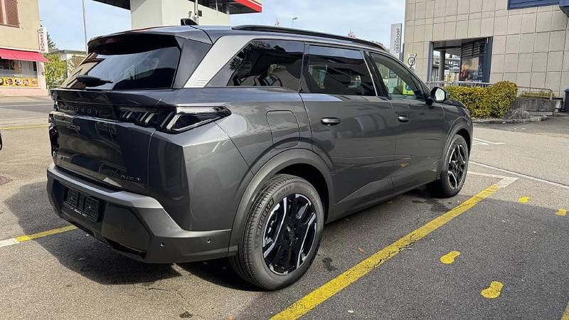 Neu Peugeot 5008 Allure 194 PS (142 kW) 2025 SUV