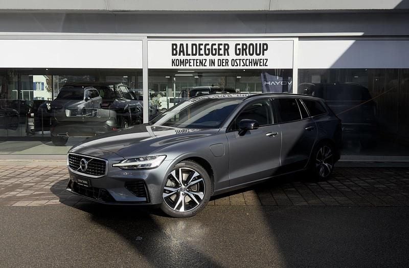 Gebraucht Volvo V60 R-Design 341 PS (250 kW) 2020 Kombi