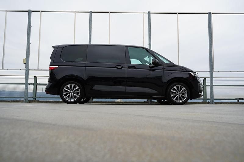 Gebraucht VW Multivan Life 204 PS (150 kW) 2023 Van