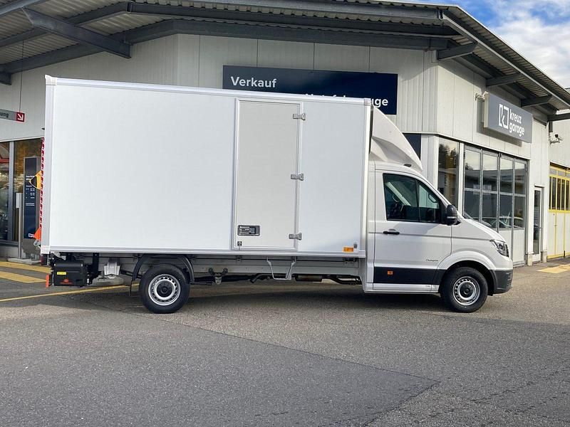 Gebraucht VW Crafter 163 PS (119 kW) 2024 Weiss Van
