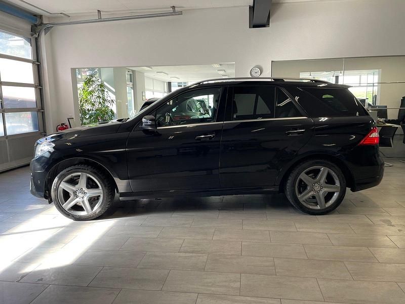 Gebraucht Mercedes ML350 Edition 258 PS (189 kW) 2012 SUV
