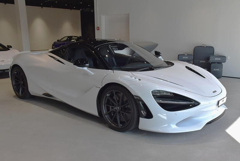 Neu McLaren 750S 750 PS (551 kW) 2025 Coupé