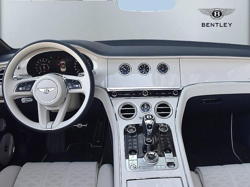 Neu Bentley Continental 771 PS (567 kW) 2025 Blau Cabrio