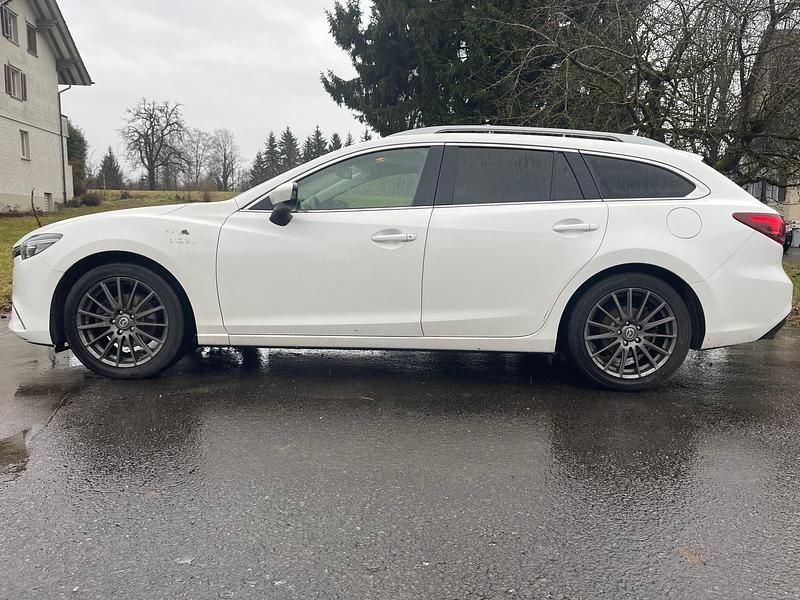 Gebraucht Mazda 6 150 PS (110 kW) 2015 Kombi