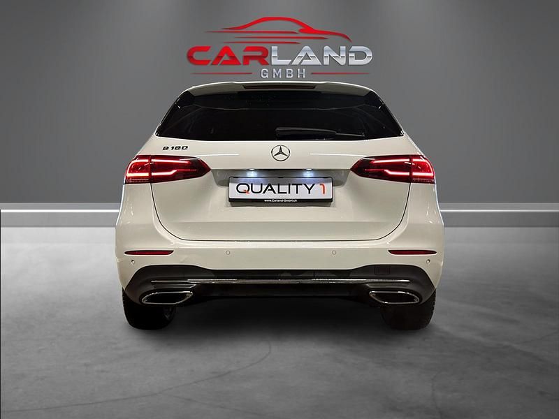 Gebraucht Mercedes B180 Progressive 136 PS (100 kW) 2019 Van / Kleinbus