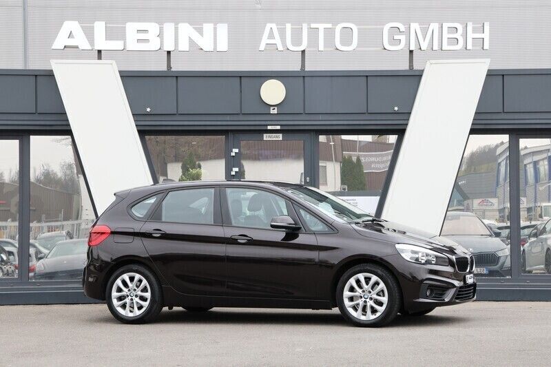 Gebraucht BMW 220 Active Tourer Advantage 192 PS (141 kW) 2016 Van / Kleinbus