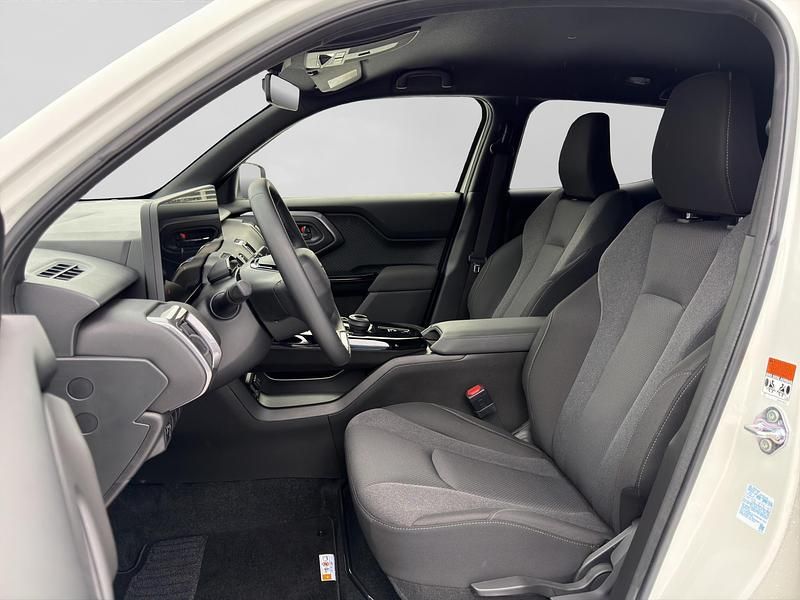 Neu Toyota Urban Cruiser Comfort 105 kW (144 PS) 2025 Weiss SUV