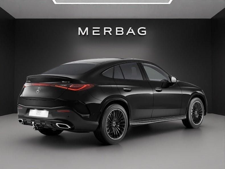 Neu Mercedes GLC220 197 PS (144 kW) 2026 Schwarz Coupé