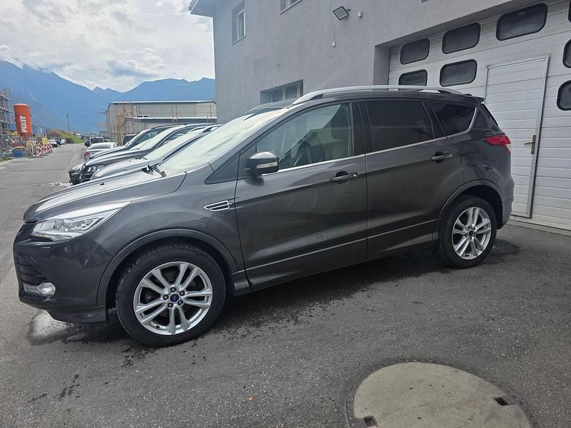 Gebraucht Ford Kuga Titanium 180 PS (132 kW) 2016 SUV