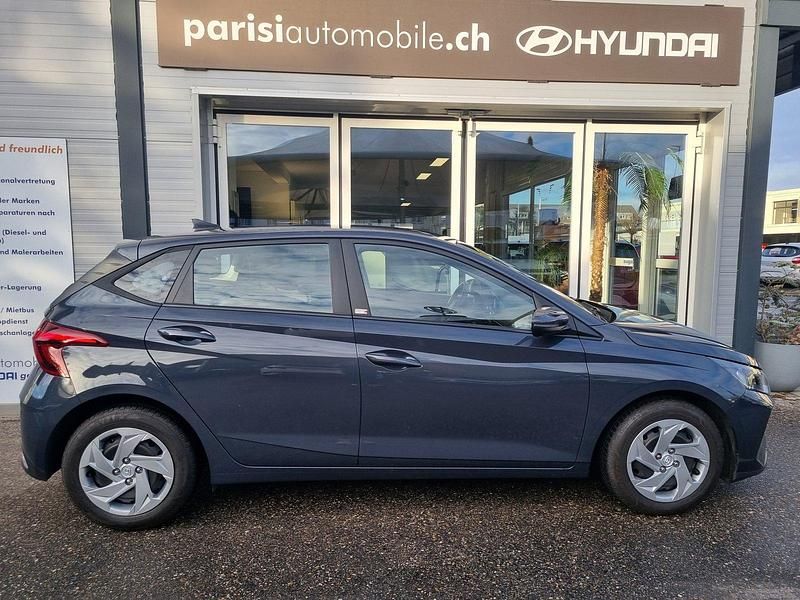 Gebraucht Hyundai i20 100 PS (73 kW) 2023 Kleinwagen