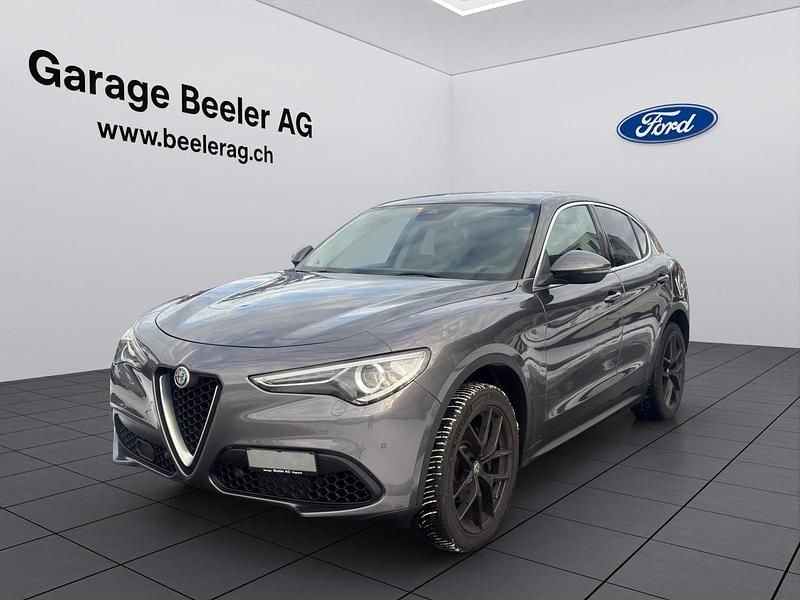 Gebraucht Alfa Romeo Stelvio Executive 280 PS (205 kW) 2018 Grau SUV