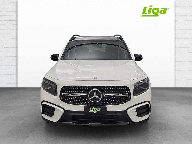 Gebraucht Mercedes GLB220 AMG line 190 PS (139 kW) 2024 SUV