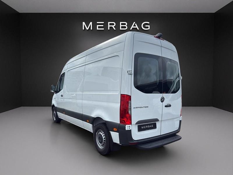 Gebraucht Mercedes E-Sprinter 84 kW (115 PS) 2023 Van