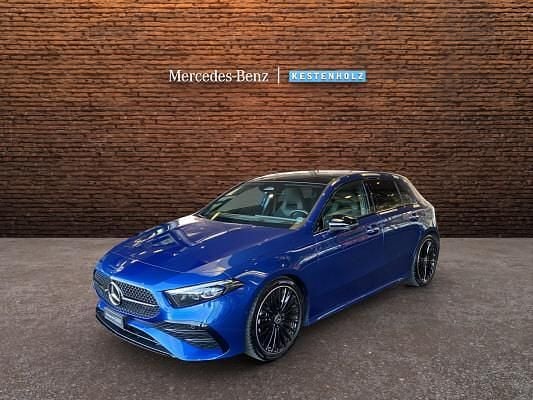 Blau Gebraucht 2024 Mercedes A250 Limousine | CHF 44’800 (Guter Preis) - Bild 1/4