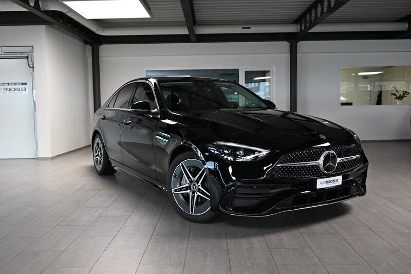 Schwarz Gebraucht 2024 Mercedes C200 AMG line Limousine | CHF 64’900 - Bild 1/4