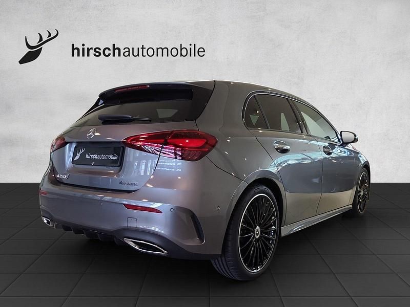 Neu Mercedes A250 224 PS (164 kW) 2025 Limousine