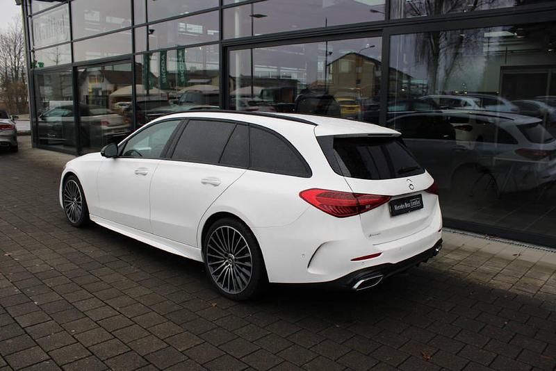Gebraucht Mercedes C220 AMG line 200 PS (147 kW) 2023 Weiss Kombi