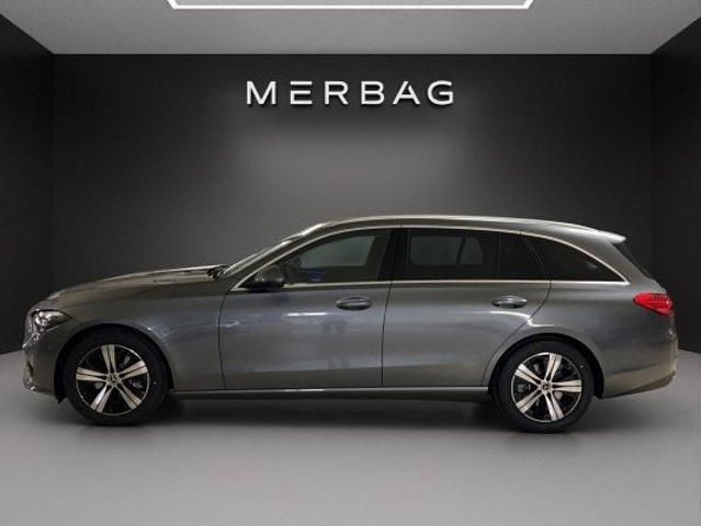 Gebraucht Mercedes C220 197 PS (144 kW) 2024 Grau Kombi