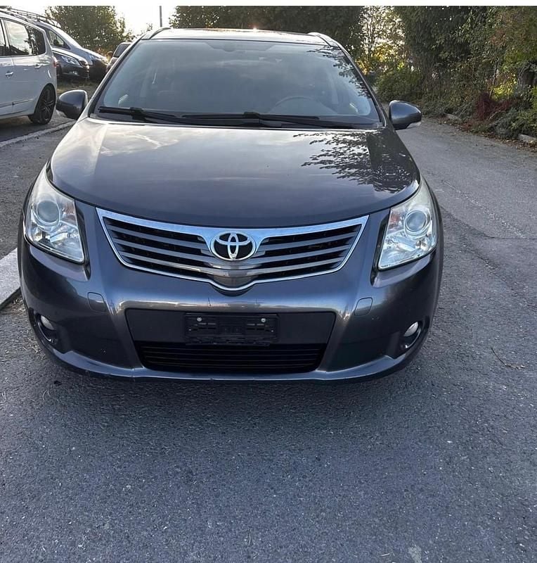 Gebraucht 2009 Toyota Avensis Luna Kombi | CHF 2’400 (Guter Preis) - Bild 1/4