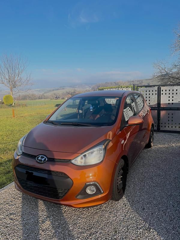 Gebraucht 2014 Hyundai i10 Premium Kleinwagen | CHF 8’700 (Superpreis) - Bild 1/4