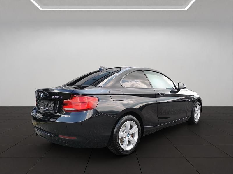 Gebraucht BMW 220 Sport Line 190 PS (139 kW) 2017 Coupé