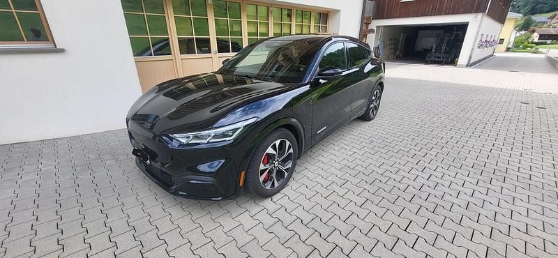 Gebraucht 2023 Ford Mustang Mach-E SUV | CHF 36’900 (Fairer Preis) - Bild 1/4