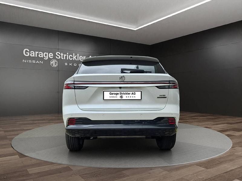 Neu MG HS Luxury 224 PS (164 kW) 2026 SUV