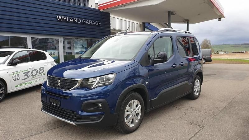 Gebraucht Peugeot Rifter Allure 100 kW (136 PS) 2022 Blau Van / Kleinbus