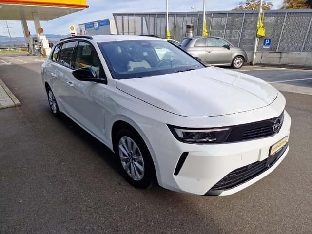 Neu Opel Astra 145 PS (106 kW) 2025 Weiss Kombi