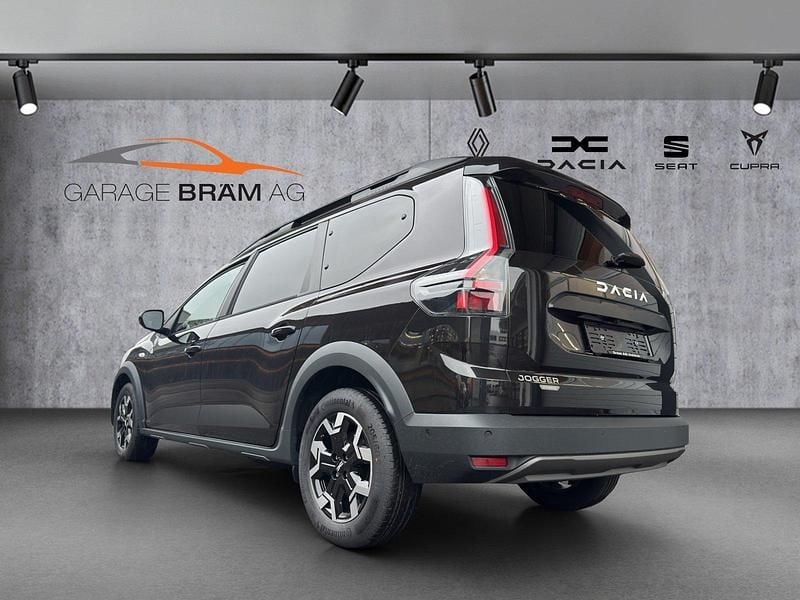 Neu Dacia Jogger Journey 107 PS (78 kW) 2026 Van / Kleinbus