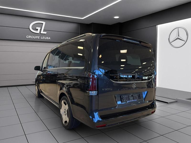 Neu Mercedes V300 Exclusive 239 PS (175 kW) 2025 Van / Kleinbus
