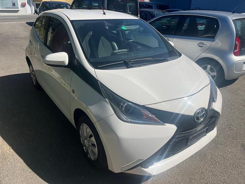 Gebraucht Toyota Aygo X-play 69 PS (50 kW) 2014 Kleinwagen