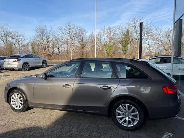 Gebraucht Audi A4 Design 150 PS (110 kW) 2015 Braun Kombi