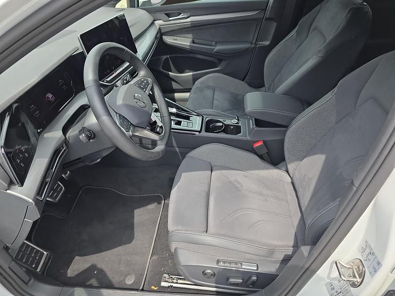 Gebraucht VW Golf VIII Edition 204 PS (150 kW) 2024 Weiss Limousine