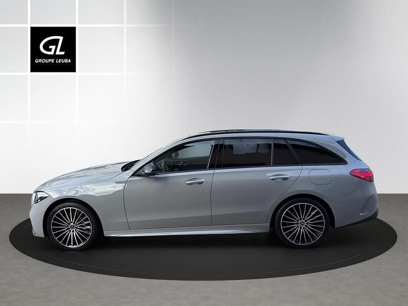 Neu Mercedes C300e 313 PS (230 kW) 2026 Grau Kombi