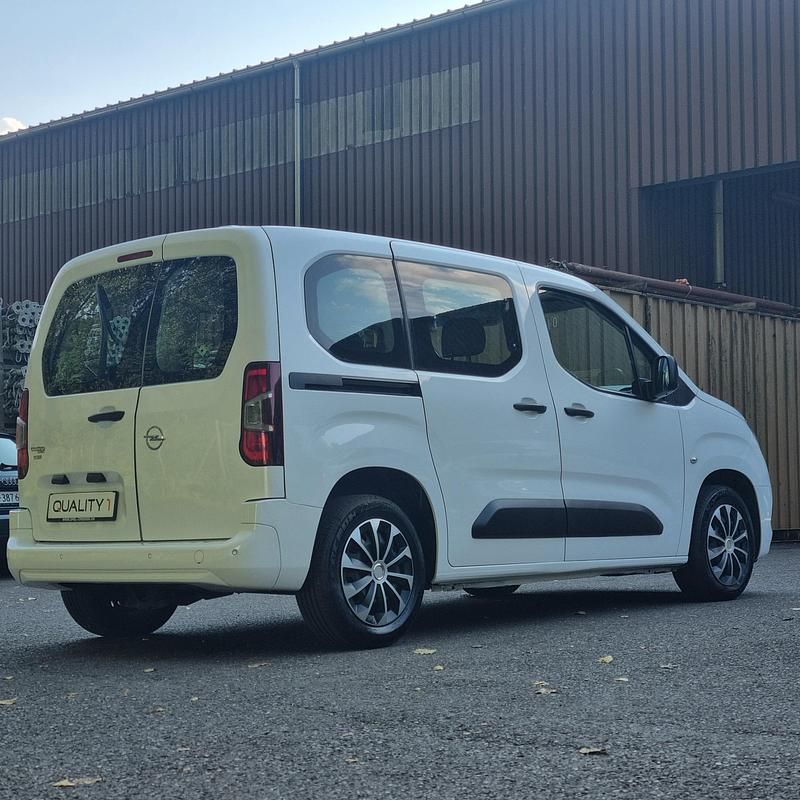 Gebraucht Opel Combo Life Essentia 110 PS (80 kW) 2019