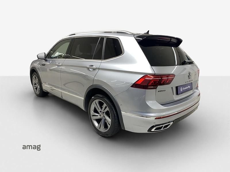Gebraucht VW Tiguan Allspace R-line 190 PS (139 kW) 2023 Pyrit silber metallic SUV