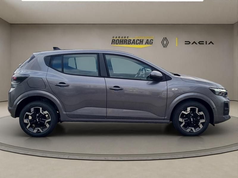 Neu Dacia Sandero Journey 101 PS (74 kW) 2026 Grau Limousine