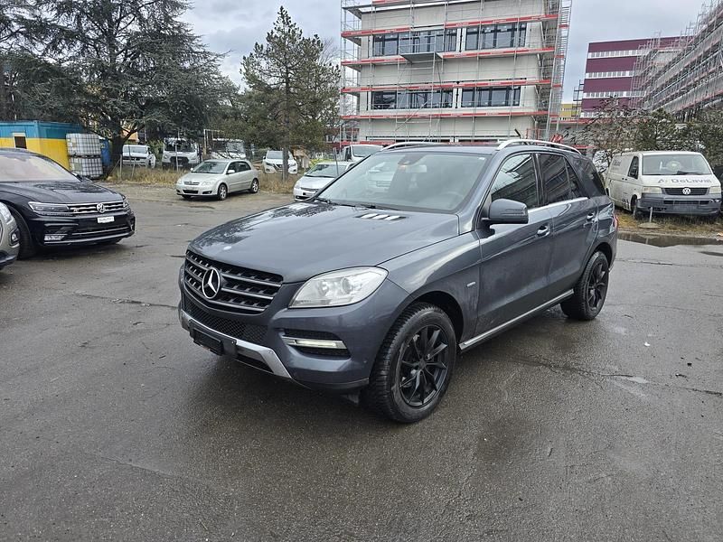 Gebraucht Mercedes ML350 Edition 258 PS (189 kW) 2012 SUV