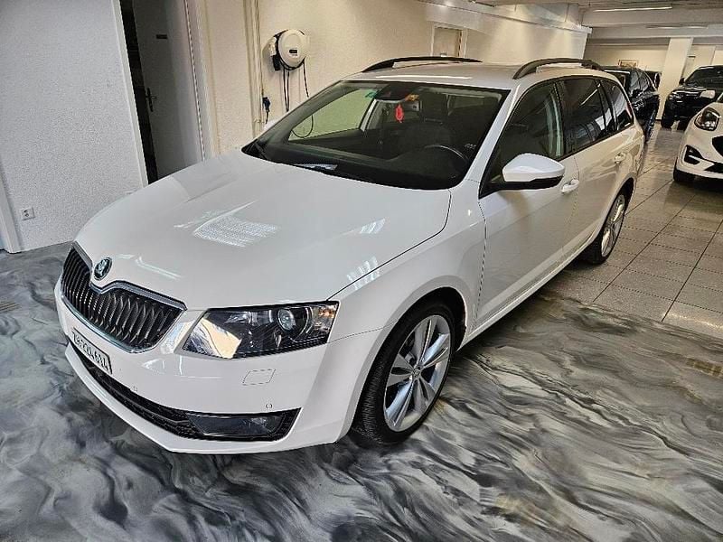 Gebraucht Skoda Octavia Style 150 PS (110 kW) 2016 Kleinwagen